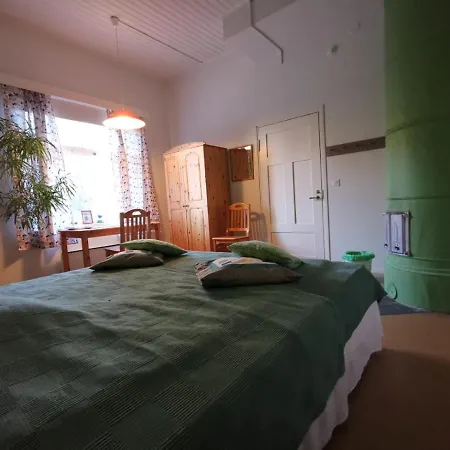 게스트하우스 Majatalo Pihlajapuu *