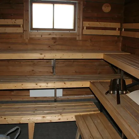 Majatalo Pihlajapuu 누르메스