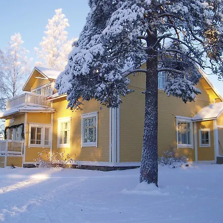 Majatalo Pihlajapuu 게스트하우스 누르메스