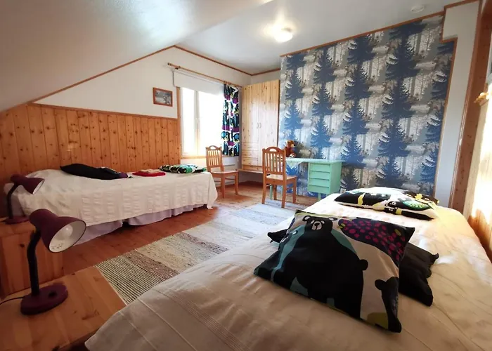 Majatalo Pihlajapuu *