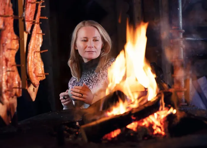 Majatalo Pihlajapuu *